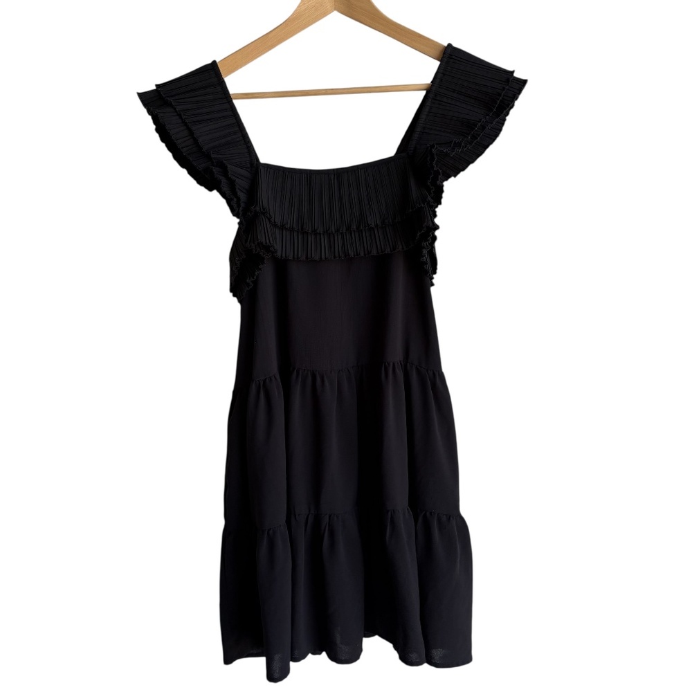 Entro Black‎ Tiered Dress Ruffle Flutter Sleeve Lined Lightweight Size Medium